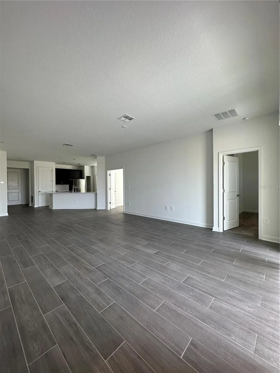 1656 CONTENTMENT LOOP Kissimmee, FL 34744