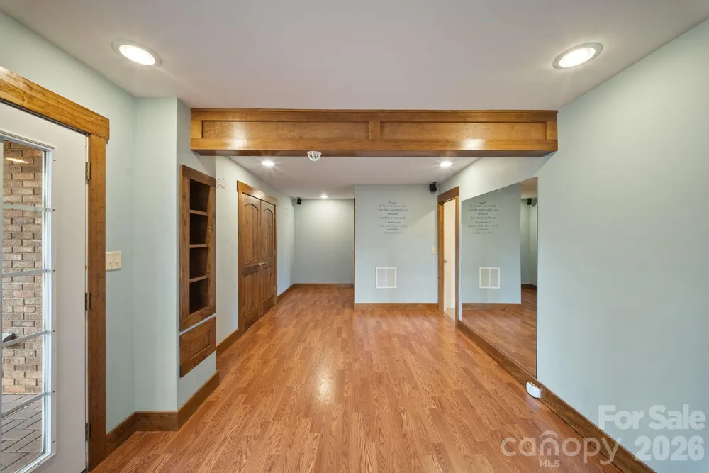 21 Hope Road Weaverville, NC 28787