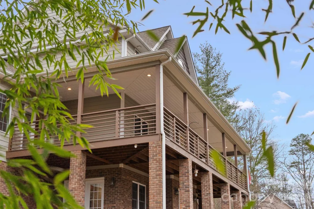 21 Hope Road Weaverville, NC 28787