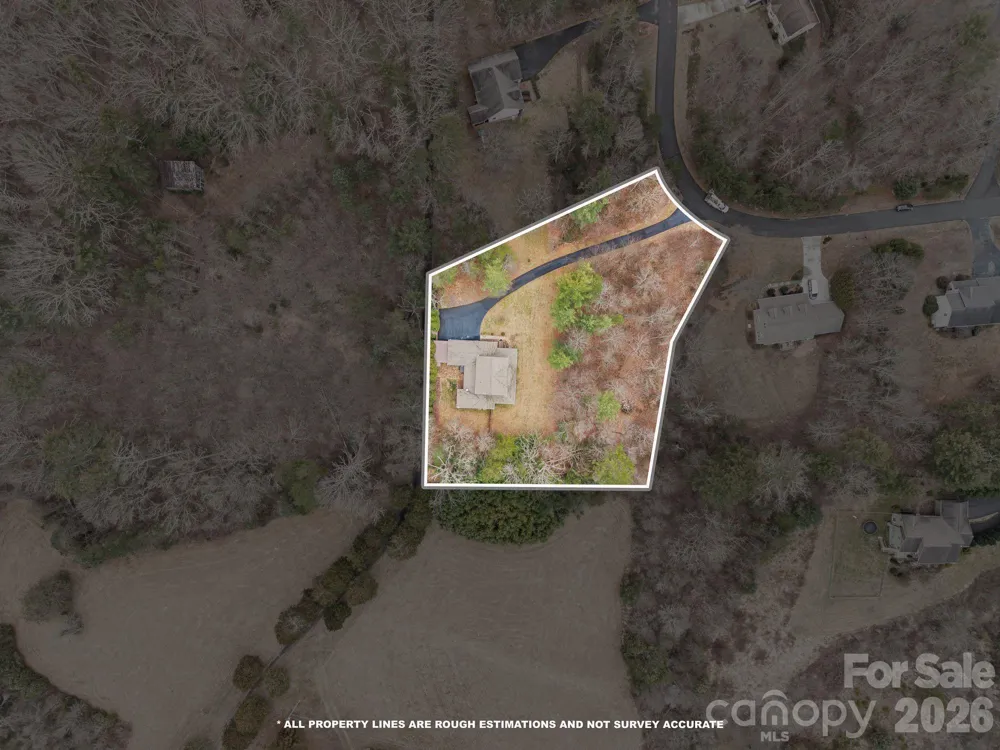 21 Hope Road Weaverville, NC 28787