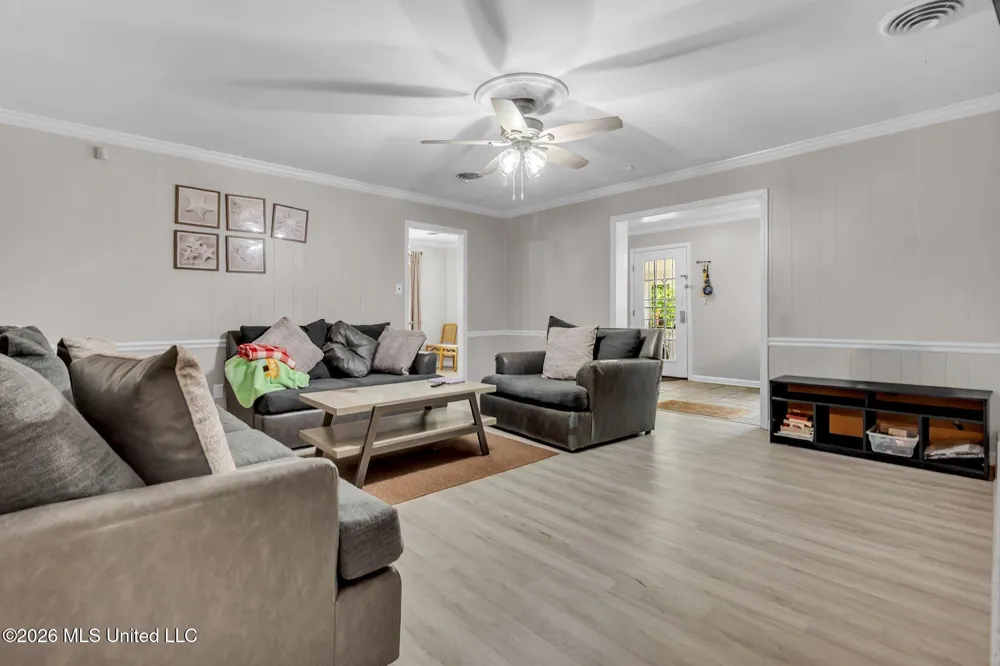 202 Moore Drive Batesville, MS 38606
