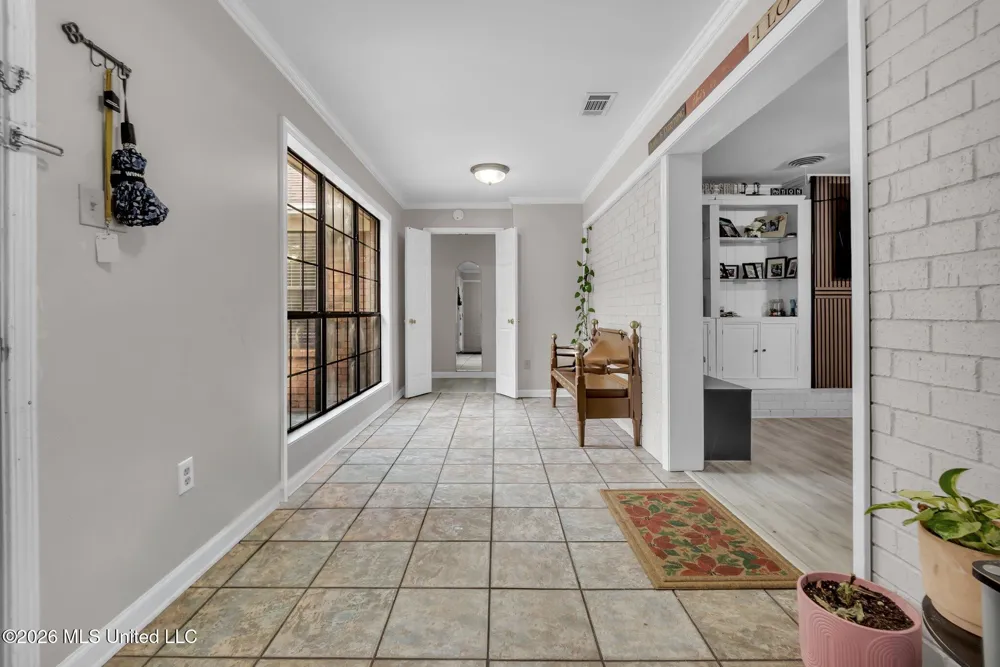 202 Moore Drive Batesville, MS 38606
