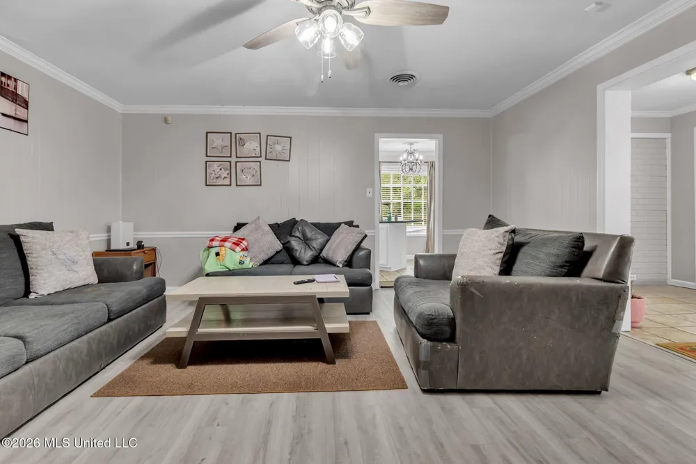 202 Moore Drive Batesville, MS 38606