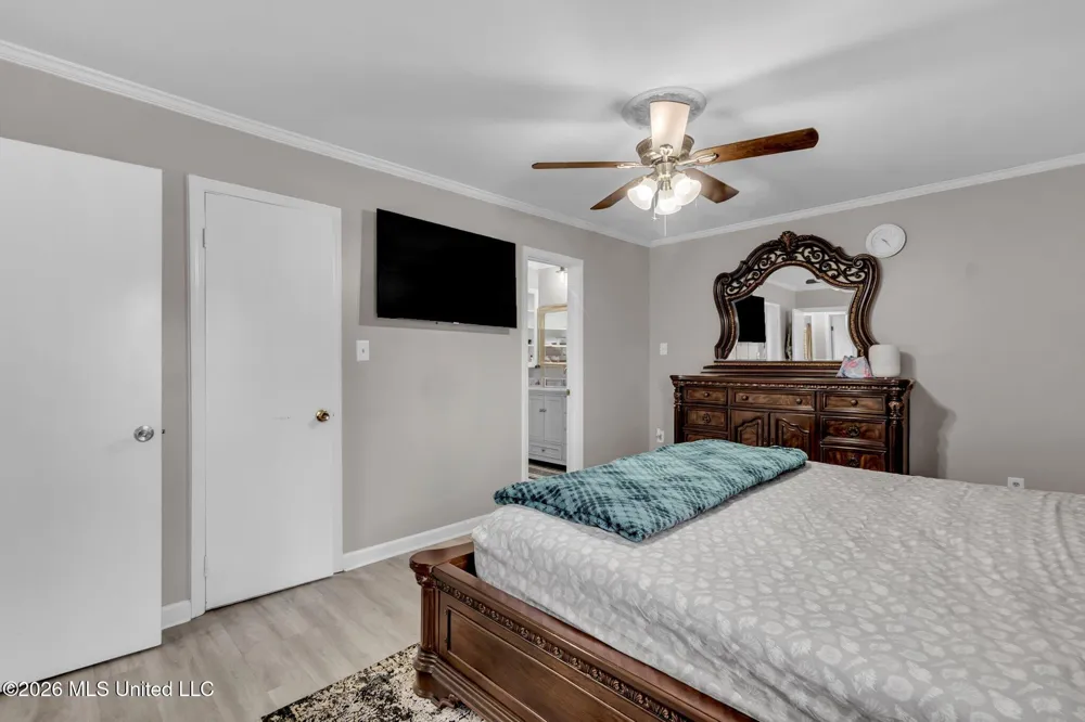 202 Moore Drive Batesville, MS 38606