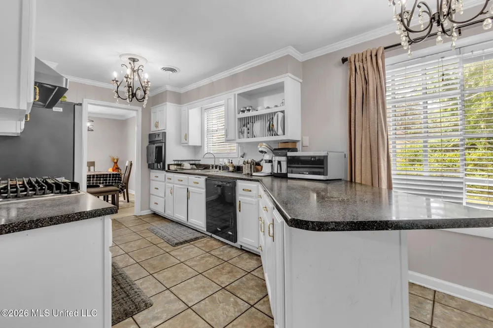202 Moore Drive Batesville, MS 38606