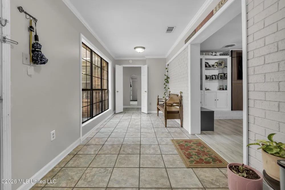 202 Moore Drive Batesville, MS 38606