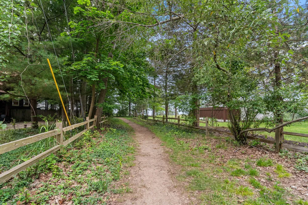 7126 Ridgeway Street Fennville, MI 49408