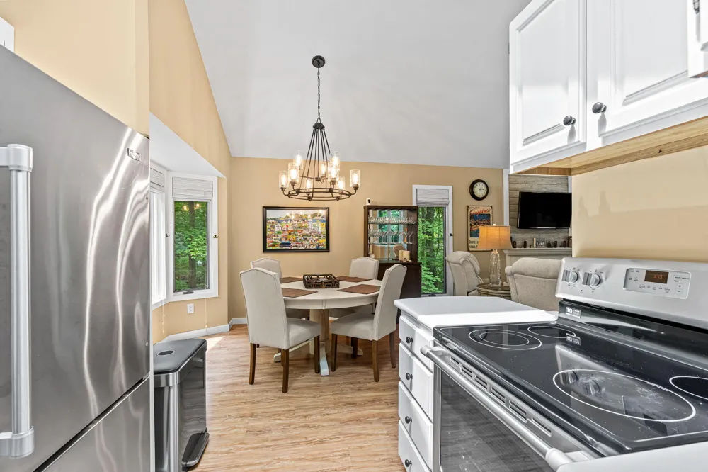 7126 Ridgeway Street Fennville, MI 49408
