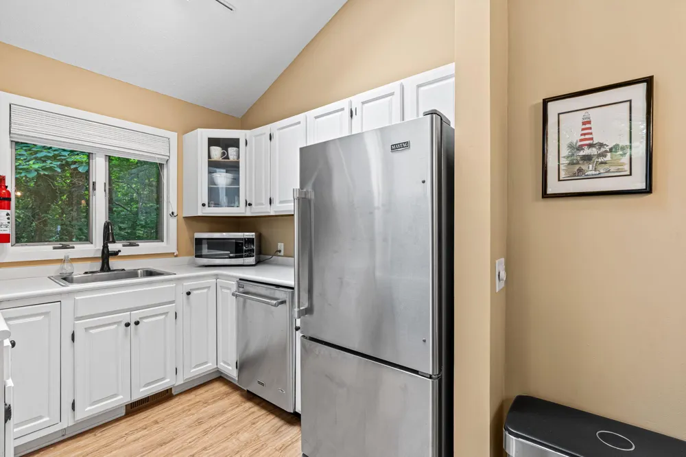 7126 Ridgeway Street Fennville, MI 49408