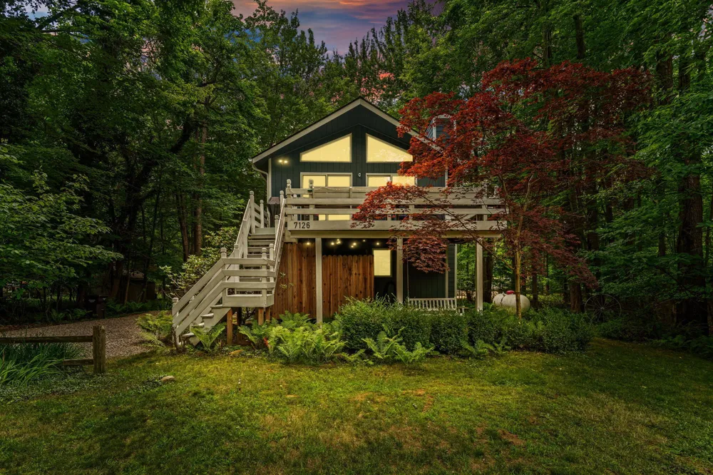 7126 Ridgeway Street Fennville, MI 49408