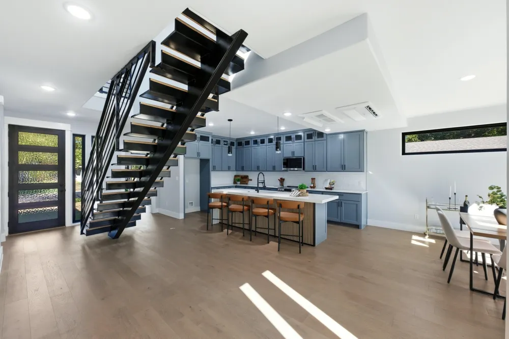 4803 Philco Drive Austin, TX 78745
