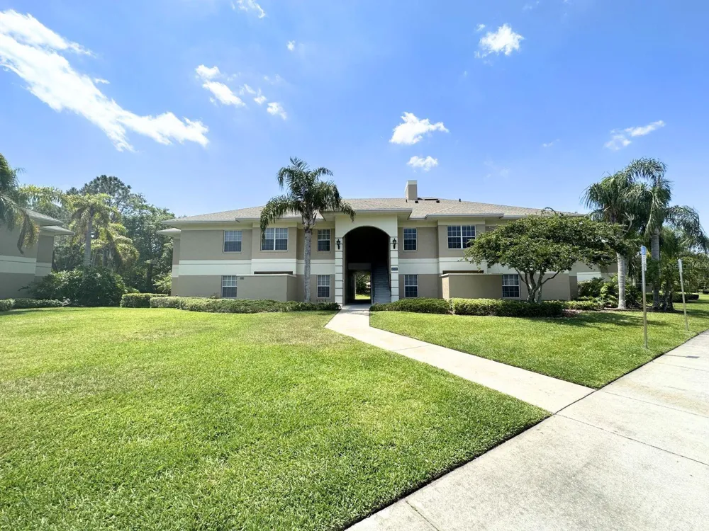1003 EAGLE POND DRIVE #1003 Winter Haven, FL 33884