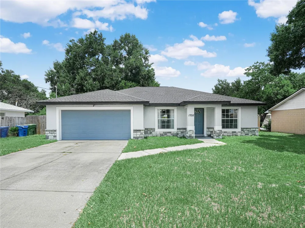 1705 SANDALWOOD CIRCLE SW Winter Haven, FL 33880