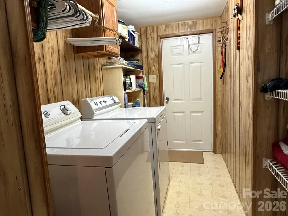 5720 Skyway Drive Conover, NC 28613