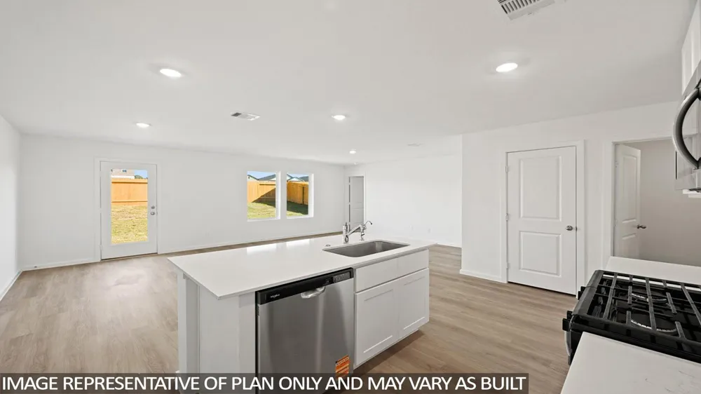 210 Paco Loop Caldwell, TX 77836