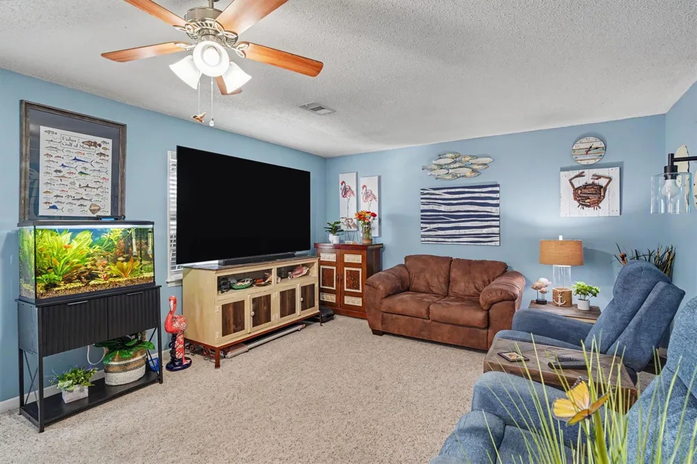 897 Bonita Street Bayou Vista, TX 77563