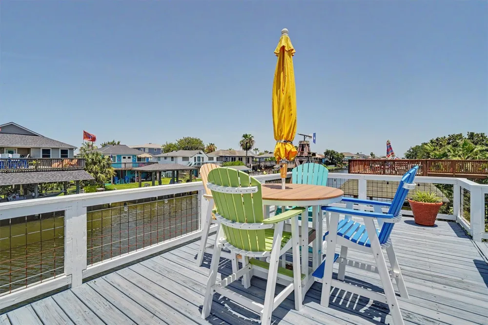 897 Bonita Street Bayou Vista, TX 77563