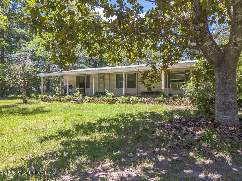2229 Perkinston-silver Run Road Perkinston, MS 39573