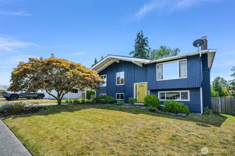 3418 Crestline Place