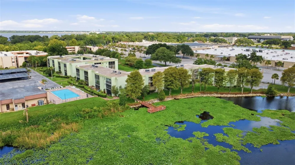 1130 LAKE PARKER AVENUE #A205 Lakeland, FL 33805