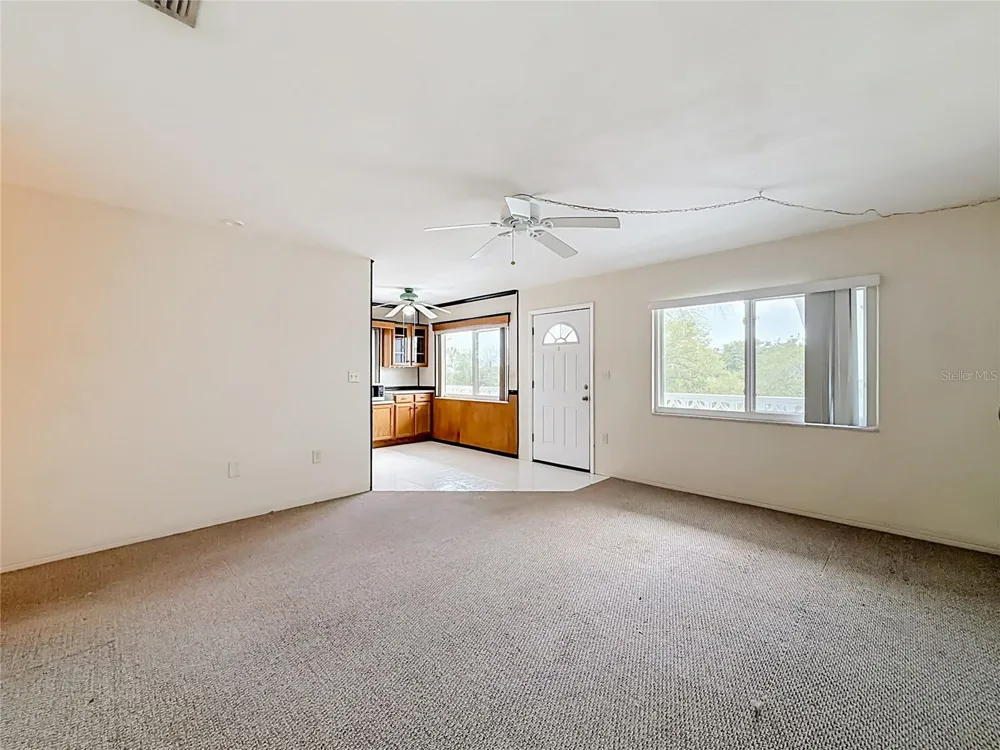 8101 113TH STREET #309 Seminole, FL 33772