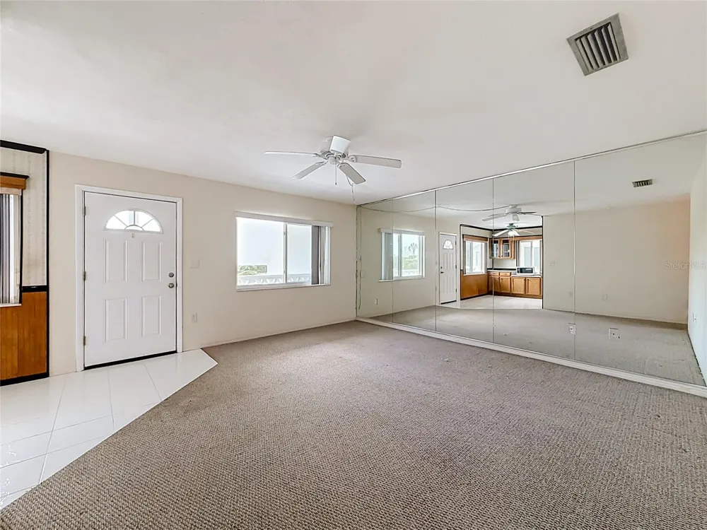 8101 113TH STREET #309 Seminole, FL 33772