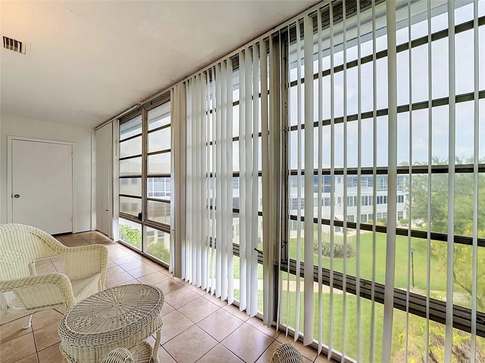8101 113TH STREET #309 Seminole, FL 33772