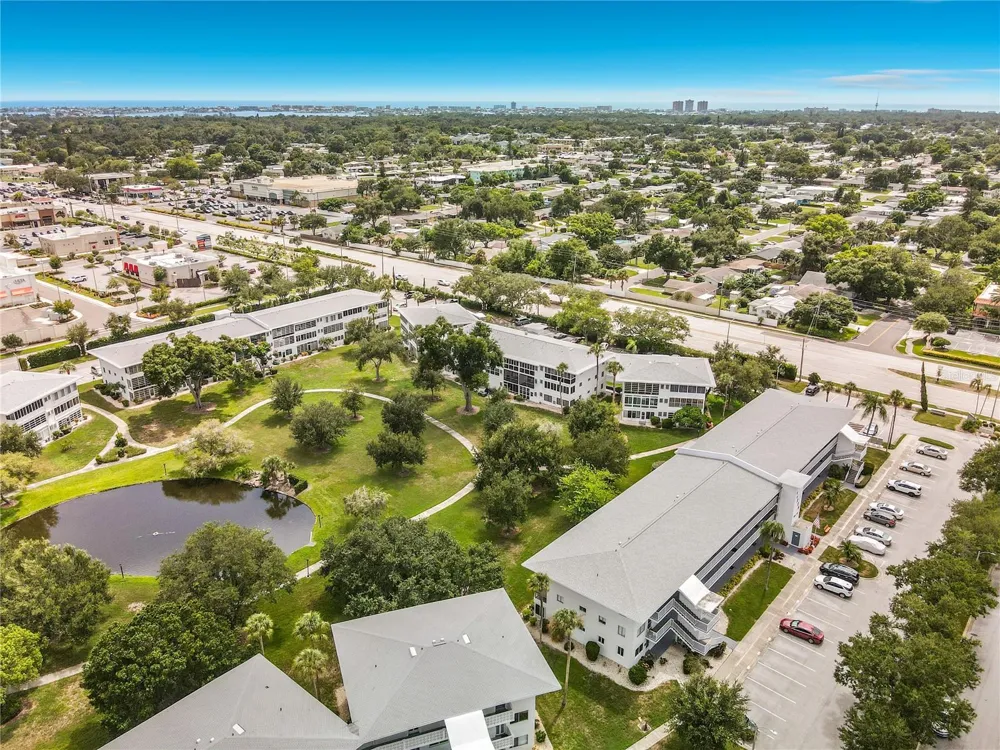 8101 113TH STREET #309 Seminole, FL 33772