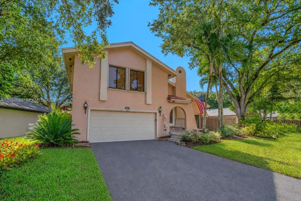 42 Birch Dr Cooper City, FL 33026