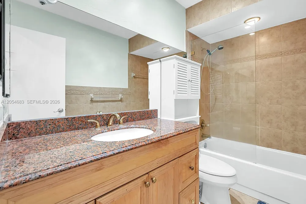 42 Birch Dr Cooper City, FL 33026