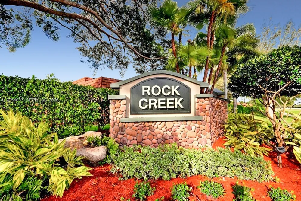 42 Birch Dr Cooper City, FL 33026