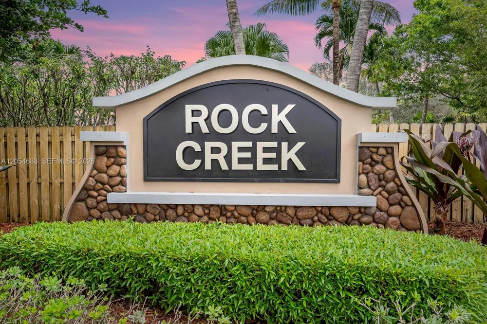 42 Birch Dr Cooper City, FL 33026
