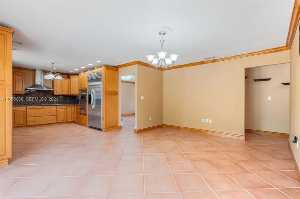 13390 SW 1st St Miami, FL 33184