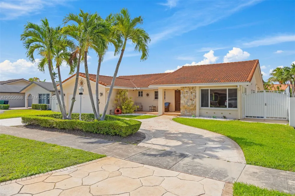 13390 SW 1st St Miami, FL 33184