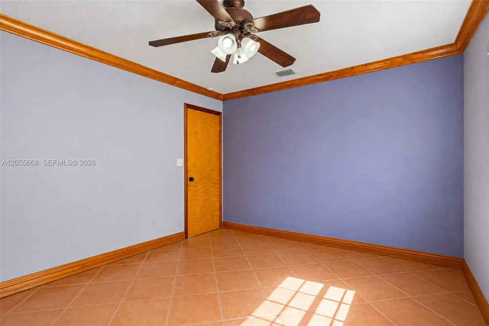 13390 SW 1st St Miami, FL 33184