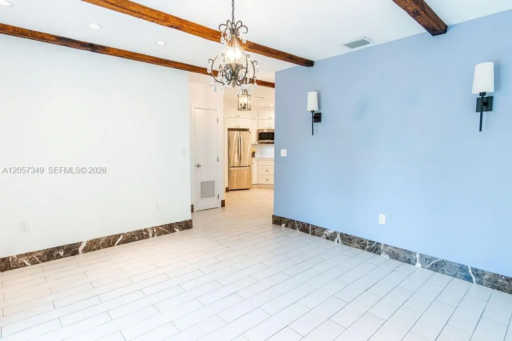 5711 SW 64th Ave South Miami, FL 33143