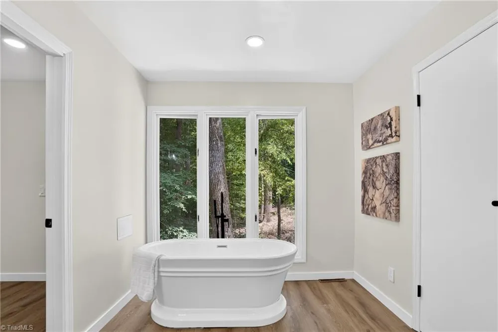 6809 Brookbank Road Summerfield, NC 27358