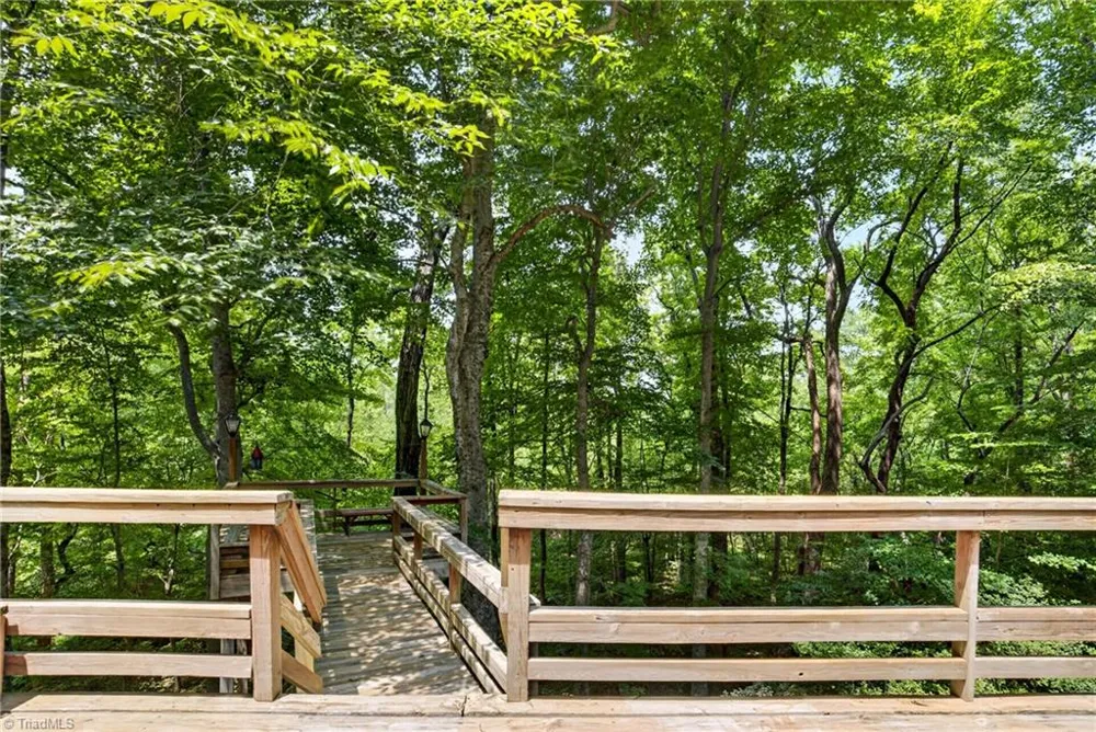6809 Brookbank Road Summerfield, NC 27358