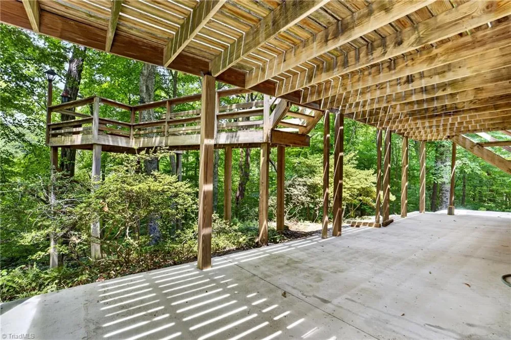 6809 Brookbank Road Summerfield, NC 27358