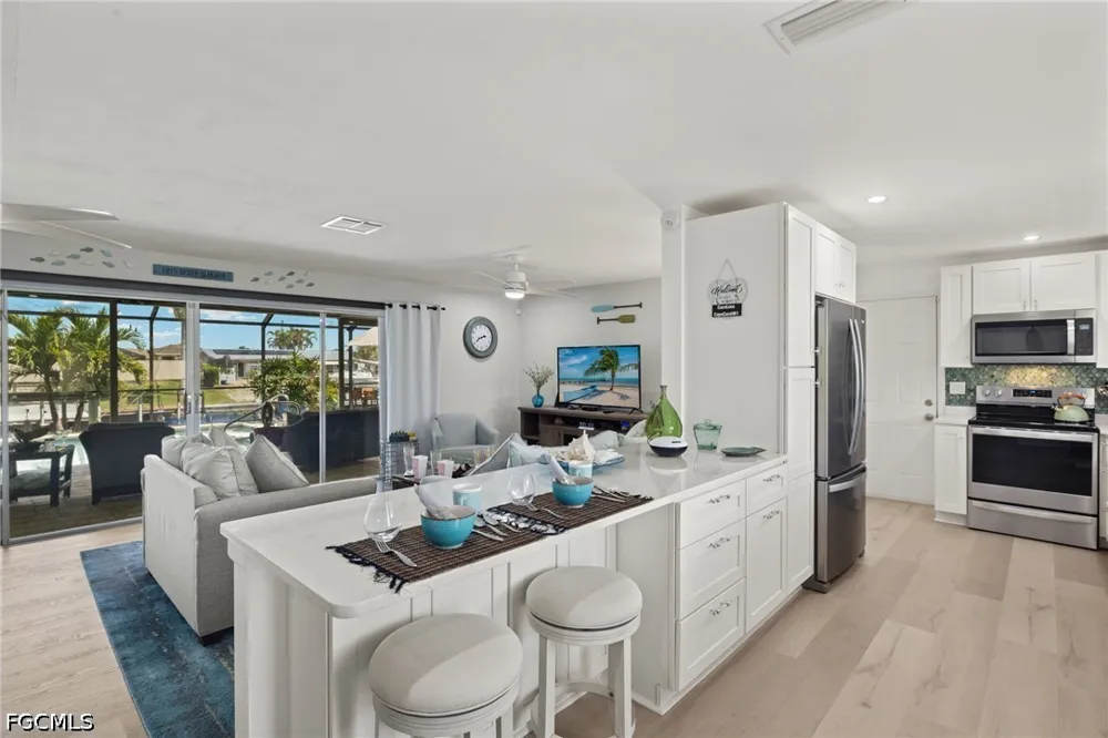 SE 17th Avenue Cape Coral, FL 33904
