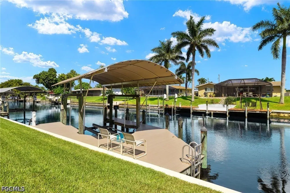 SE 17th Avenue Cape Coral, FL 33904