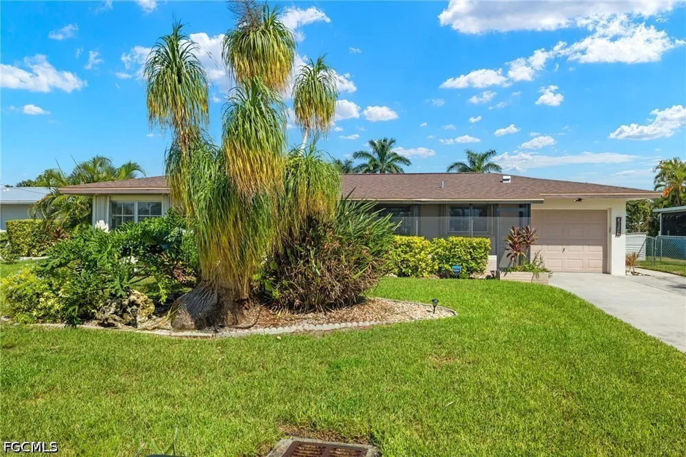 SE 17th Avenue Cape Coral, FL 33904