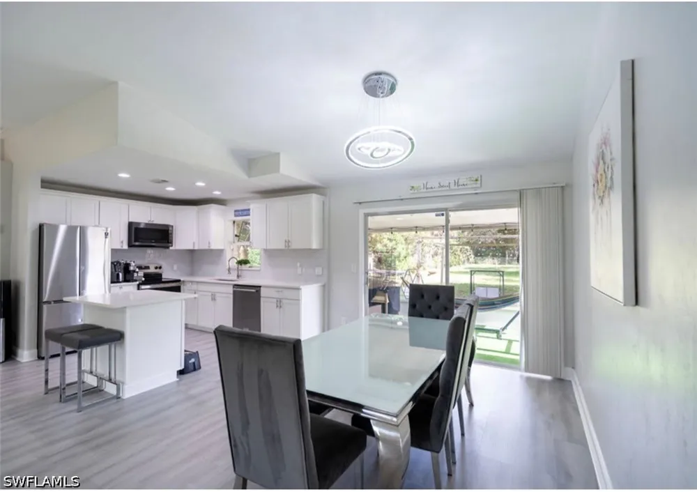 White Boulevard Naples, FL 34117