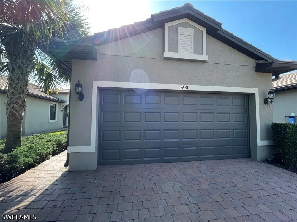 Jacaranda Lane Naples, FL 34114
