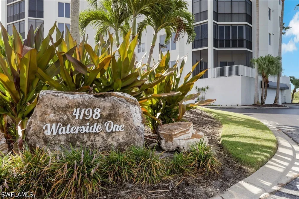 BAY BEACH LANE #113 Fort Myers Beach, FL 33931