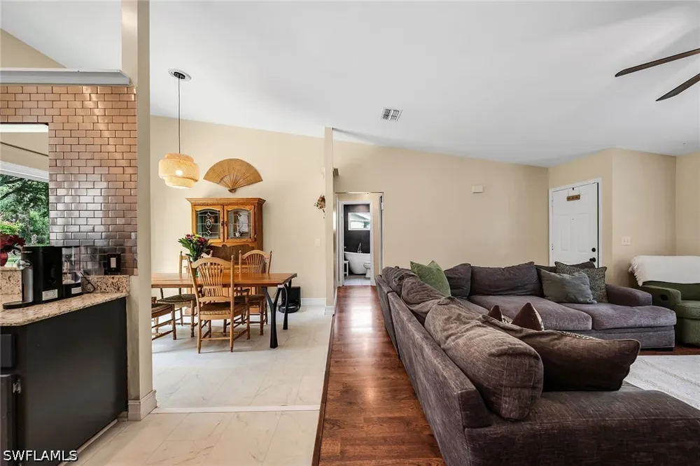 6th Avenue SE Naples, FL 34117