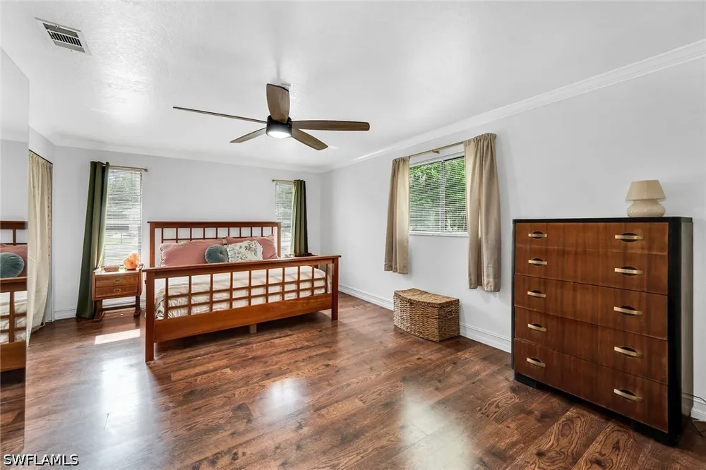 6th Avenue SE Naples, FL 34117
