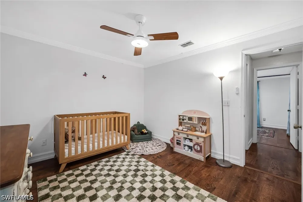 6th Avenue SE Naples, FL 34117