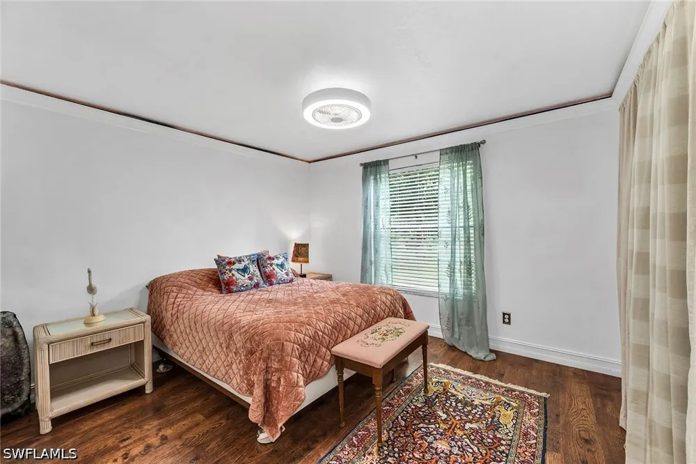 6th Avenue SE Naples, FL 34117
