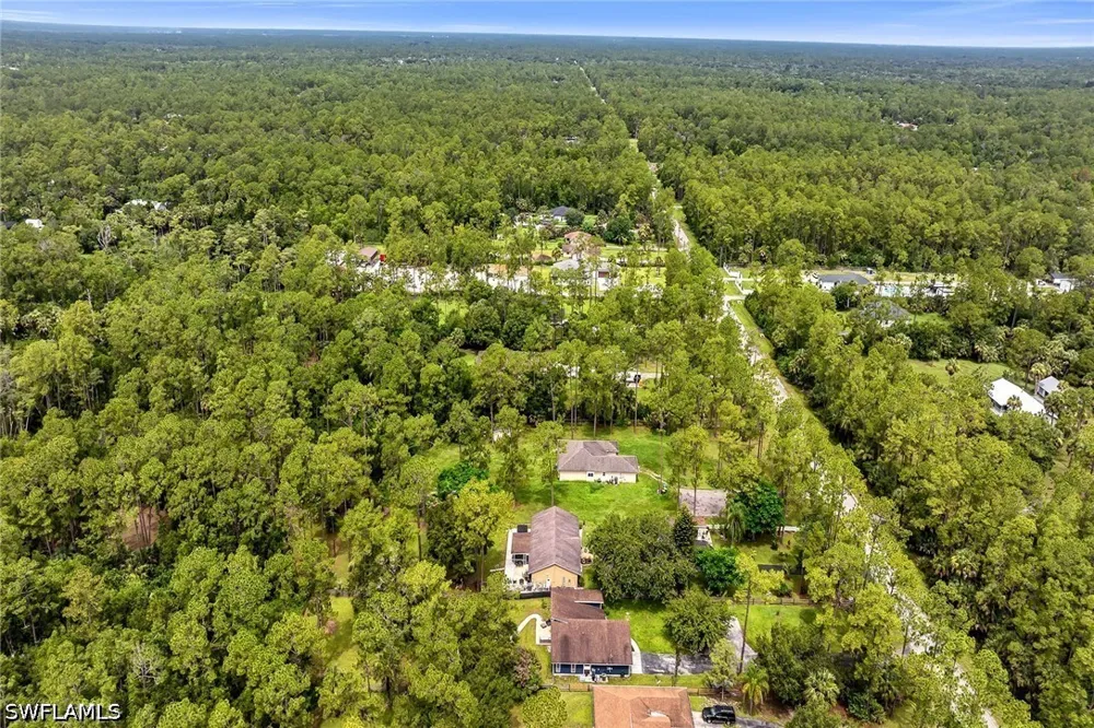 6th Avenue SE Naples, FL 34117